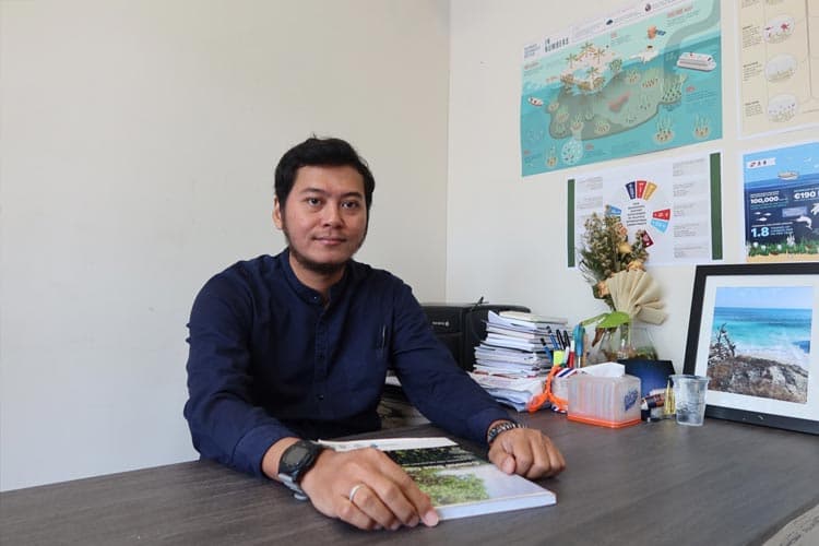 Kisah Profesor Termuda UGM, Raih Guru Besar di Usia 35 Tahun