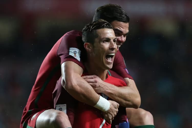 Gacor! Cristiano Ronaldo Pecahkan Rekor Gol Kualifikasi Piala Dunia