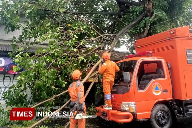 Hujan Lebat dan Angin Kencang Mengintai, Pemkot Yogyakarta Siaga Darurat Bencana
