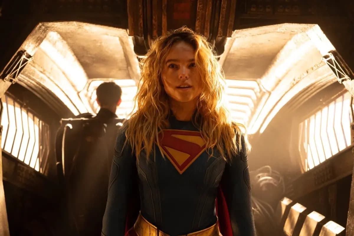 Supergirl Jelajahi Galaksi untuk Selamatkan Anjing Krypto